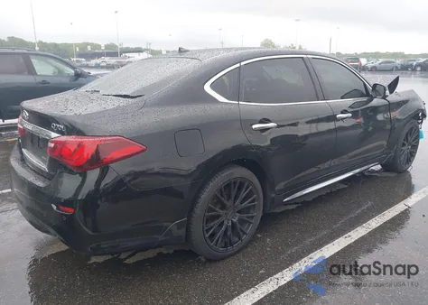 2015 Infiniti Q70L 3.7X z USA, uszkodzony, nr VIN JN1BY1PR1FM831958